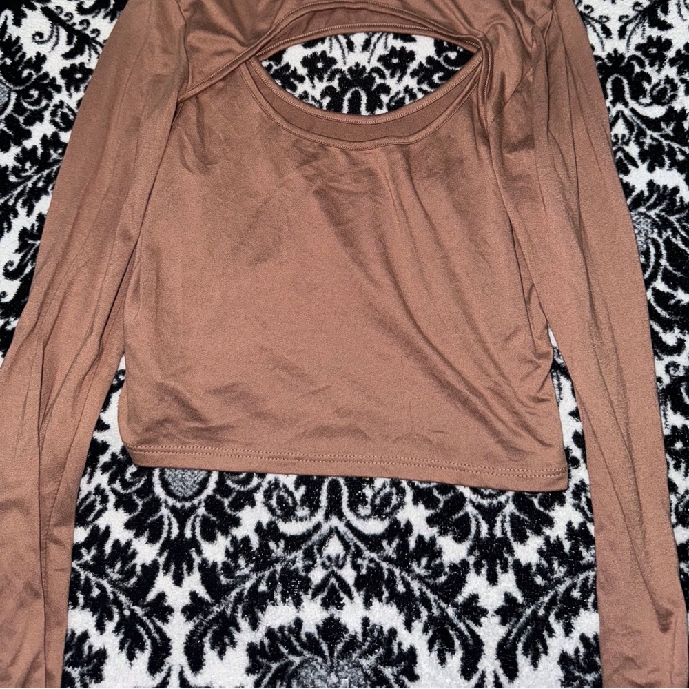 Brown Shirt - Picture 2 of 2